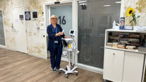 Moniammatillista työtä vaativan kuntoutuksen osastolla – Lue Kristinan uratarina