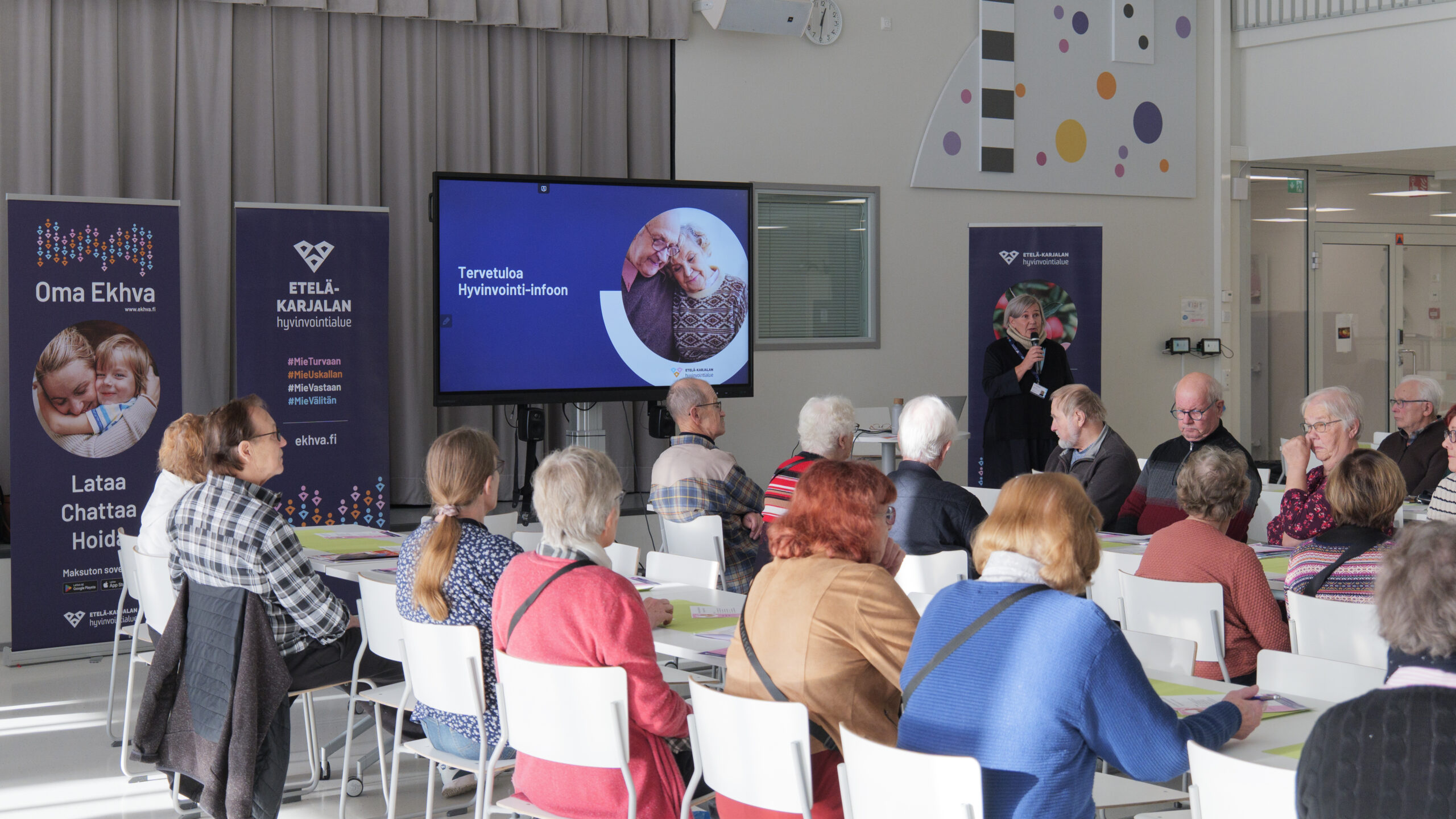 Kuva hyvinvointialueen Hyvinvointi-infosta Ruokolahdelta syksyllä 2025.