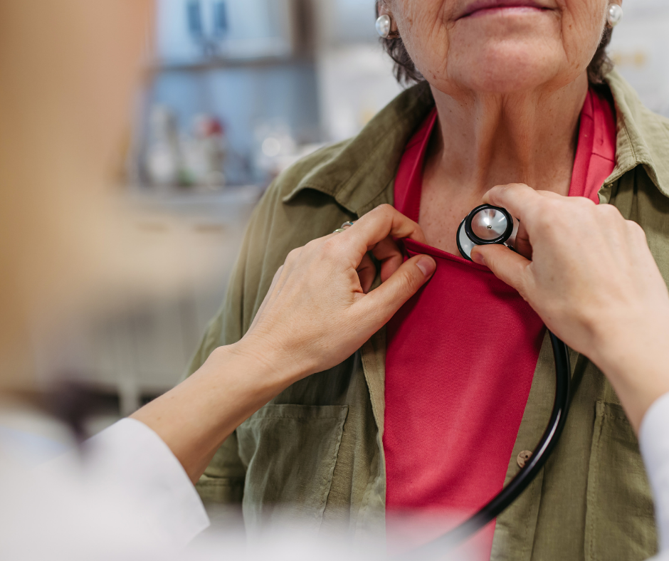 Lääkärin kotikäynnit muuttuivat maksullisiksi Ekhvan asumispalveluissa ja kotihoidossa